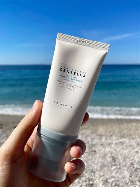 SKIN1004 Hyalu-Cica Water-Fit sun serum